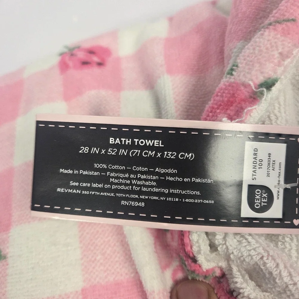Betsey Johnson Bath Towel Pink White Gingham Floral Roses 28 x 52 Inch New